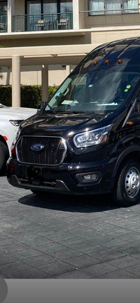 Airport Chauffeur Ride